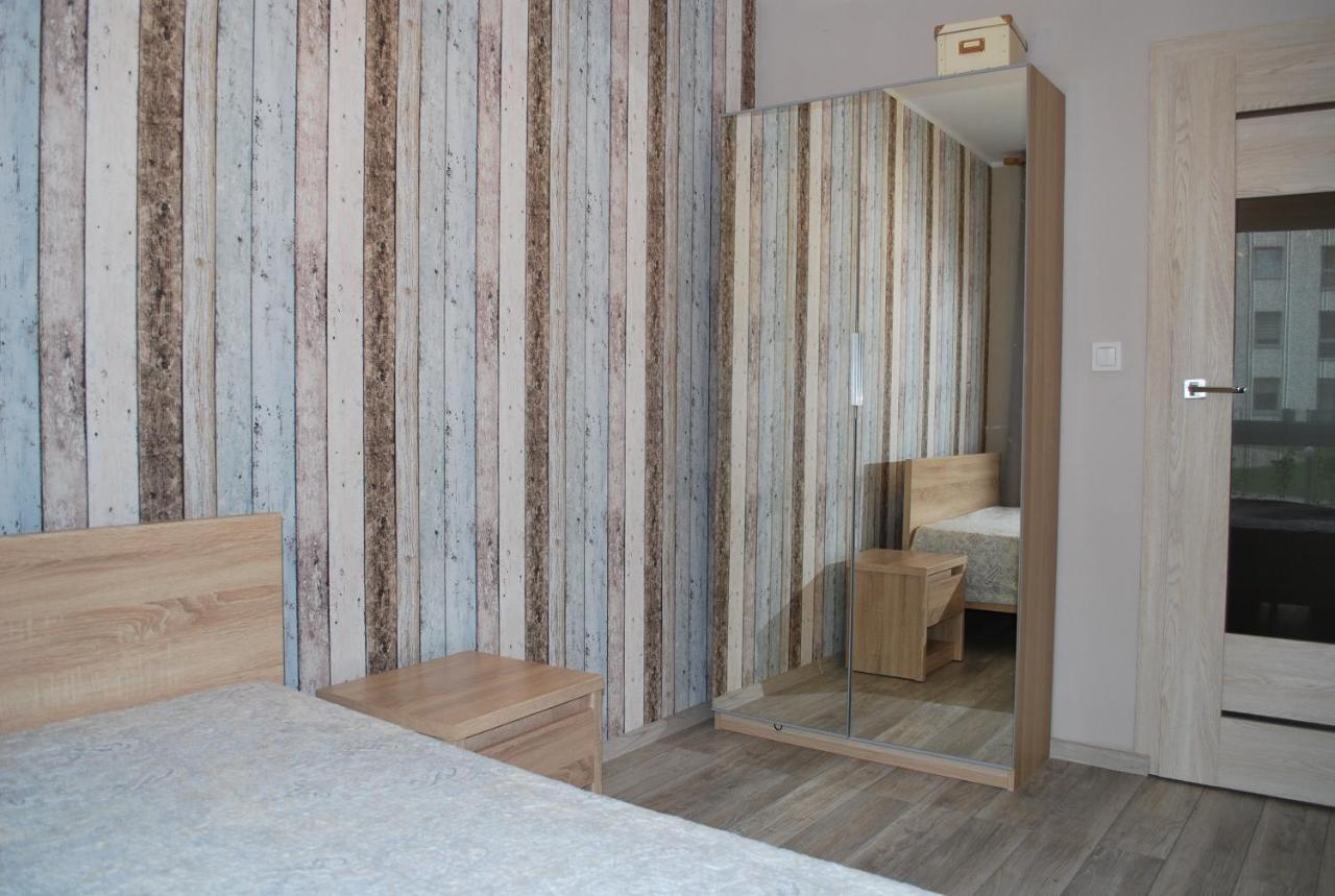 Grobla Starowka/Old-Town Apartment กดัญสก์ ภายนอก รูปภาพ